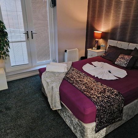 The Ivy Garden Suite (Adults Only) Handsworth Kültér fotó