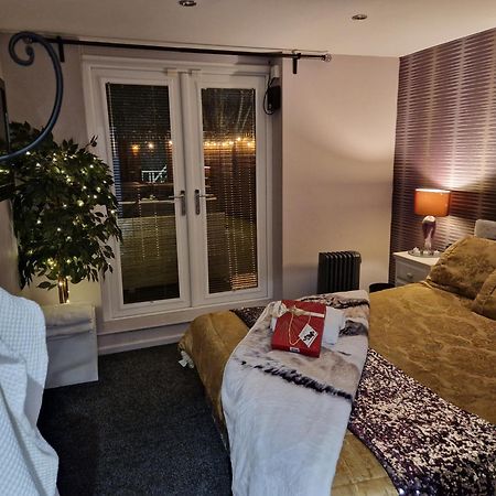 The Ivy Garden Suite (Adults Only) Handsworth Szoba fotó
