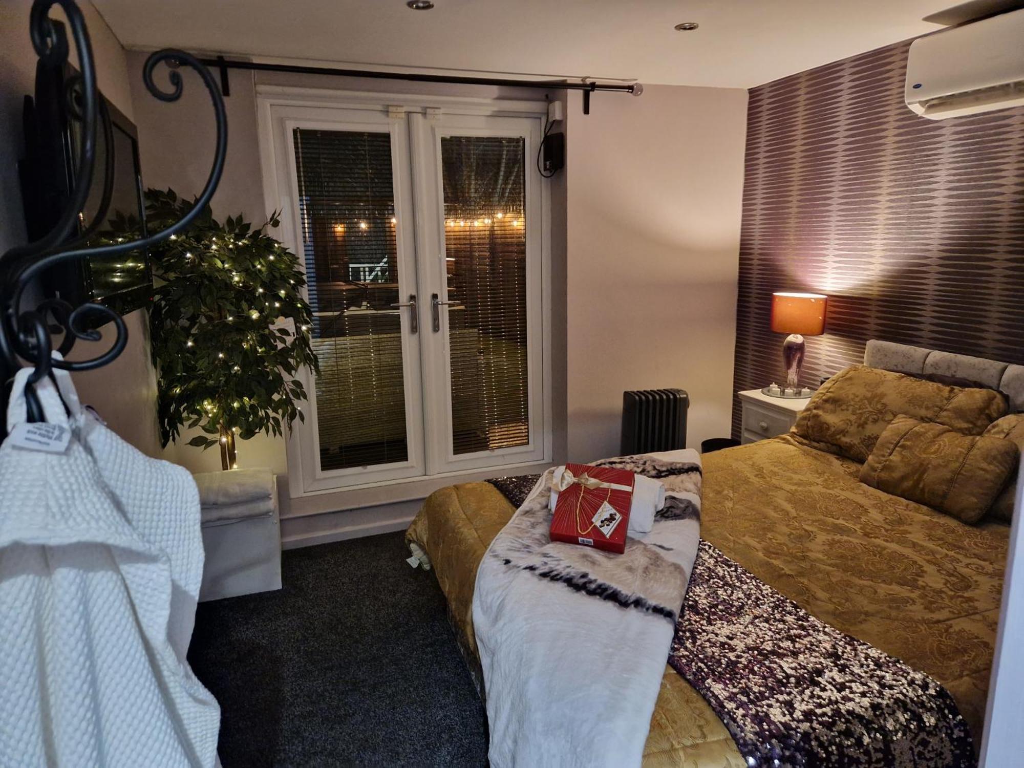 The Ivy Garden Suite (Adults Only) Handsworth Szoba fotó